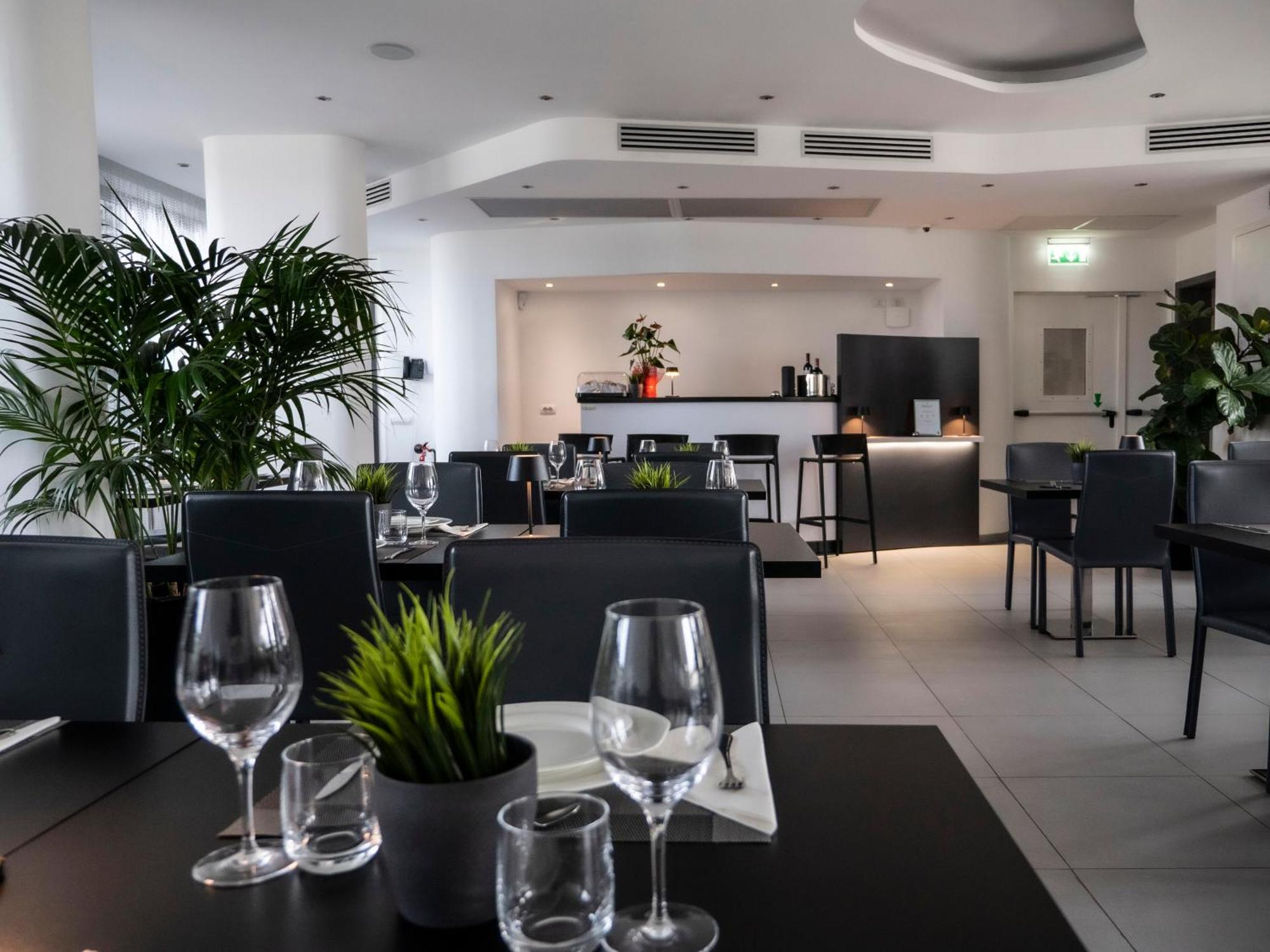 Loto Business Hotel — Photos 1